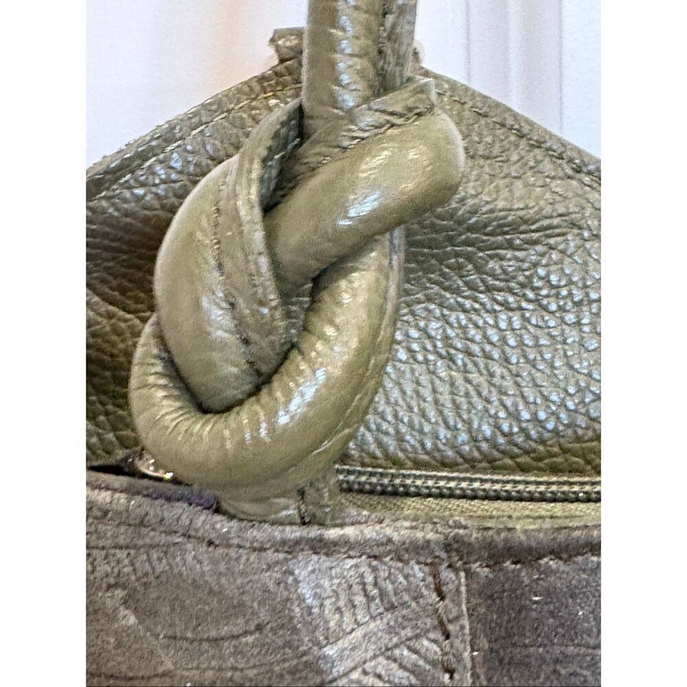 SOLO PERCHE - 🎉HP🎉NWOT "Varese" Tooled Leather Shoulder-to-Backpack/Olive Green - Picture 13 of 16